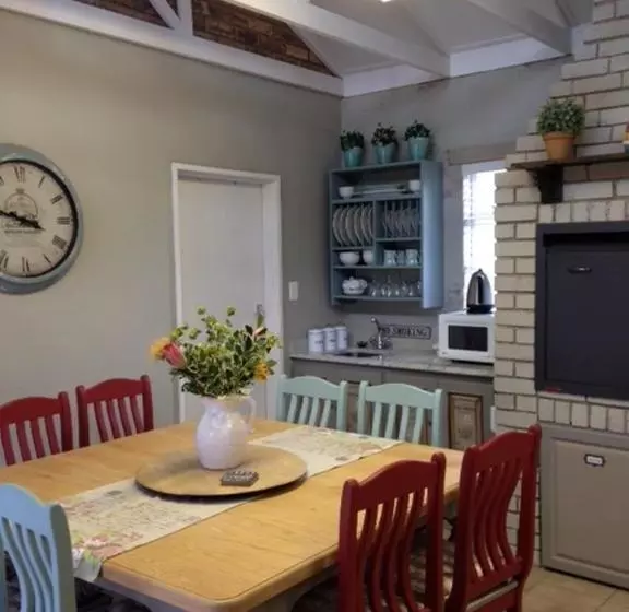 Majatalo Anne's Place