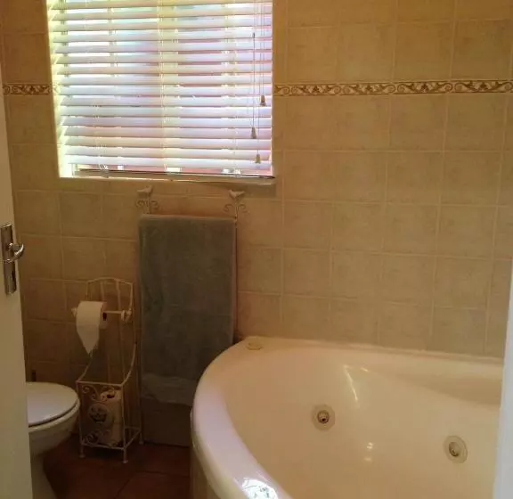 Majatalo Anne's Place