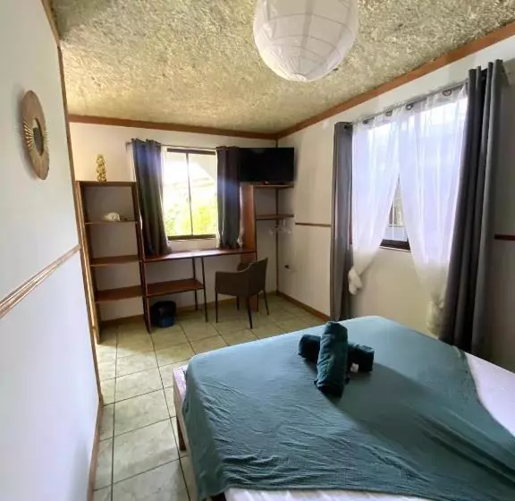 ペンション Cabinas Cahuita