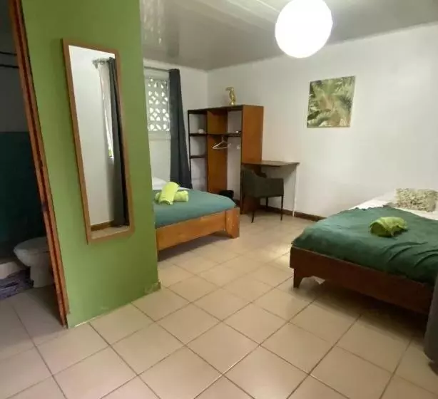 ペンション Cabinas Cahuita