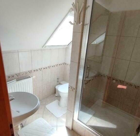 ペンション Eckhardt Vendégház