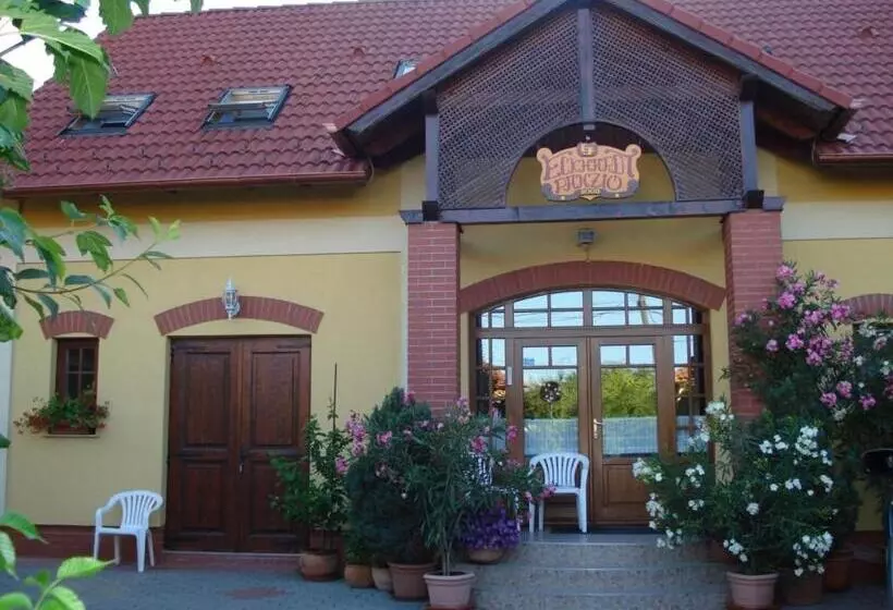 Majatalo Eckhardt Vendégház