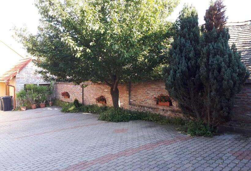 ペンション Eckhardt Vendégház