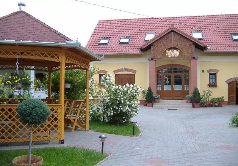 Majatalo Eckhardt Vendégház