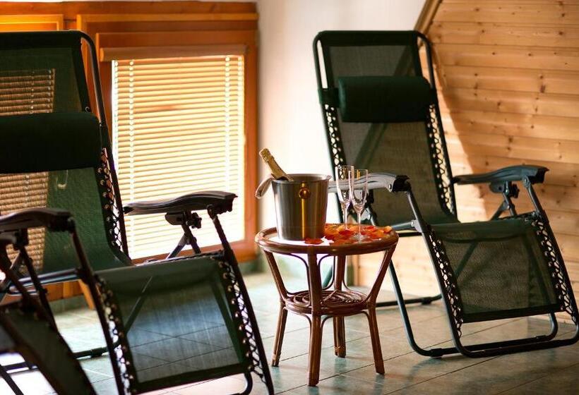 ペンション Farma Ptýrov