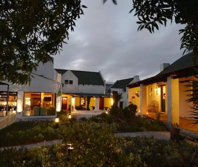 Majatalo Kaijaiki Country Inn And Restaurant