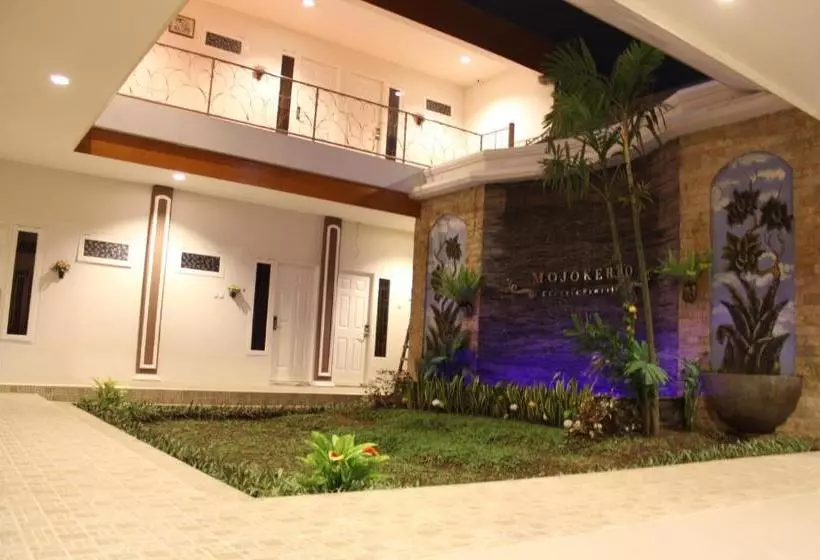 Majatalo Mojokerto Classic Homestay