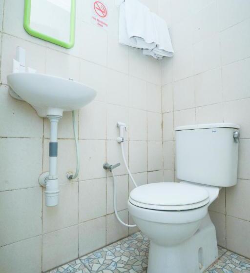 ペンション Mojokerto Classic Homestay