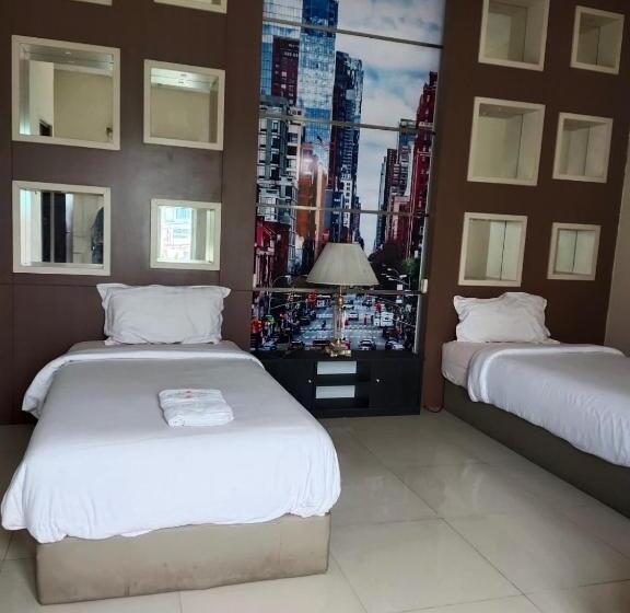 ペンション Mojokerto Classic Homestay