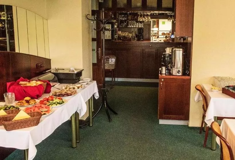 Majatalo Penzion Rondo