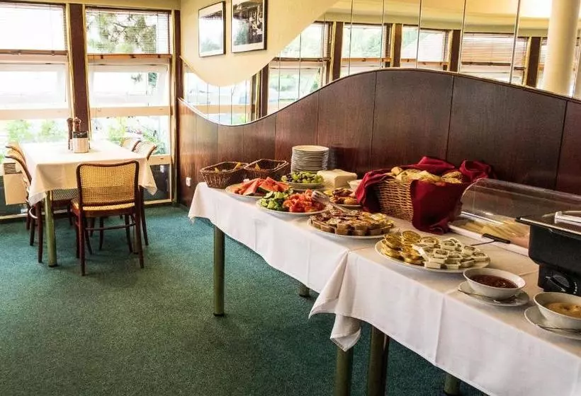 Majatalo Penzion Rondo