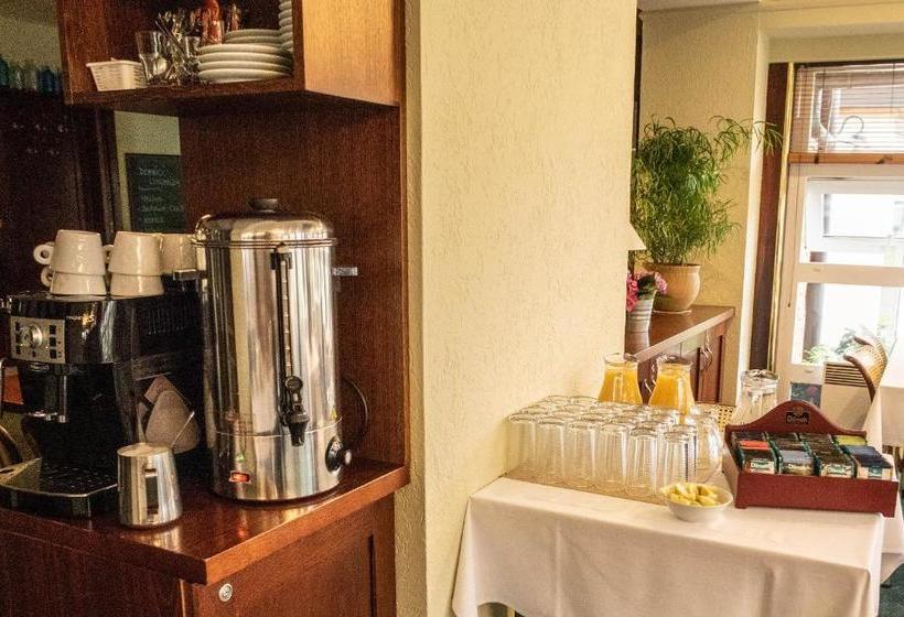 פנסיון Penzion Rondo