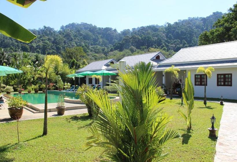 ペンション Villa Colina Khao Lak Rooms And Bungalows   Adults Only