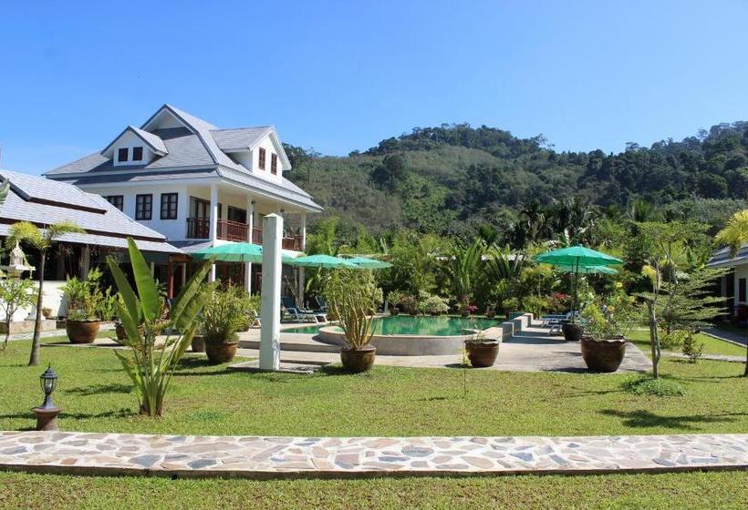 ペンション Villa Colina Khao Lak Rooms And Bungalows   Adults Only