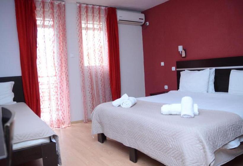 پانسیون Villa Konzuli