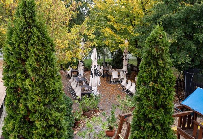 Sobri Halászcsárda és Panzió