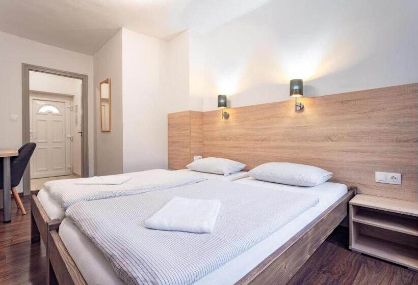 Sobri Halászcsárda és Panzió