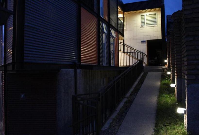 Apart Hotel Quillango