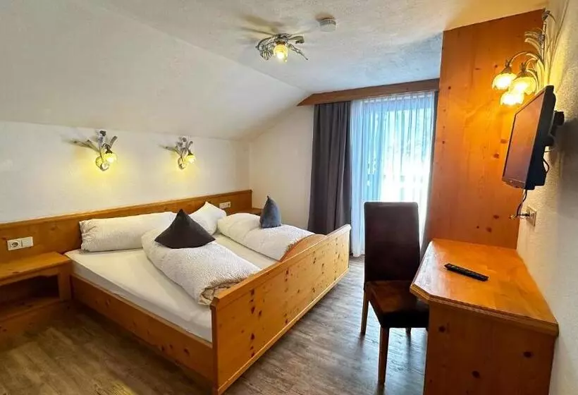 ペンション Alte Schmiede