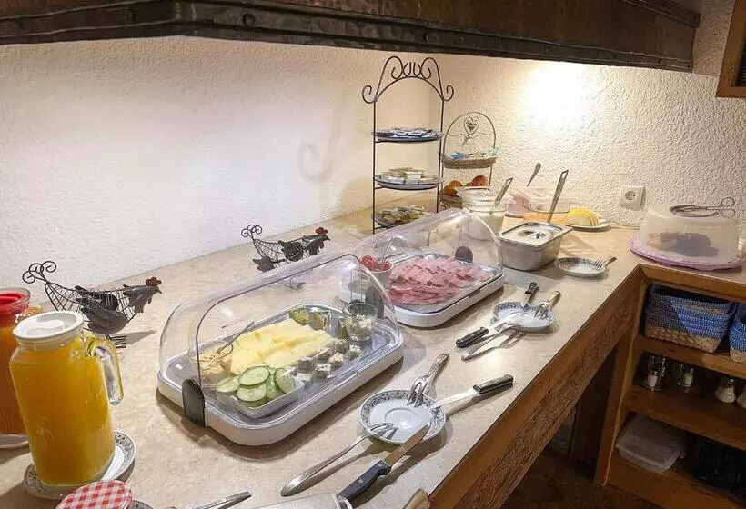 ペンション Alte Schmiede