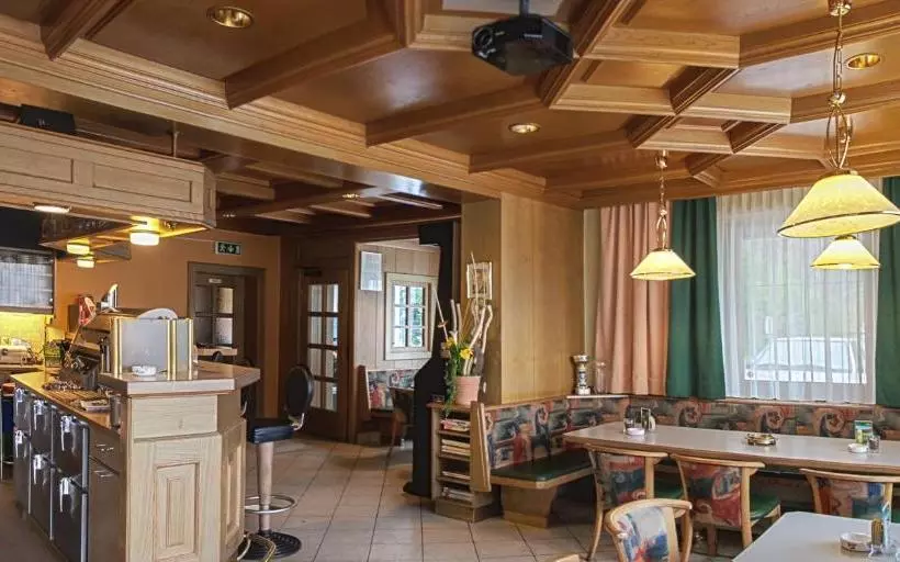 ペンション Café Landerl