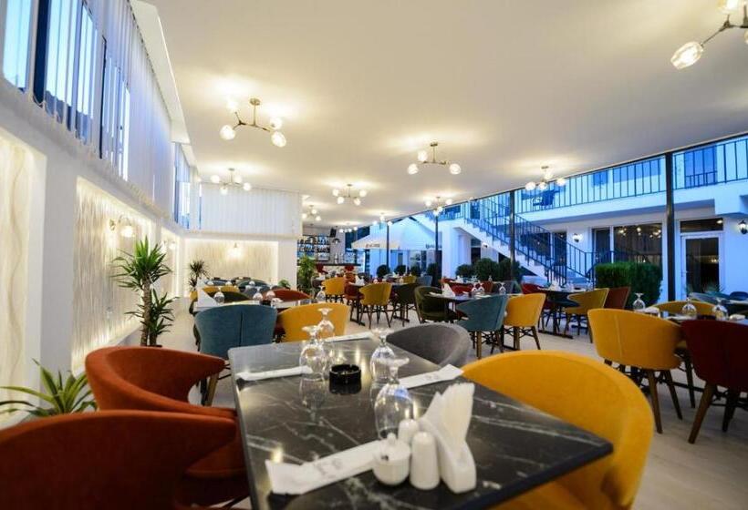 پانسیون Casa On