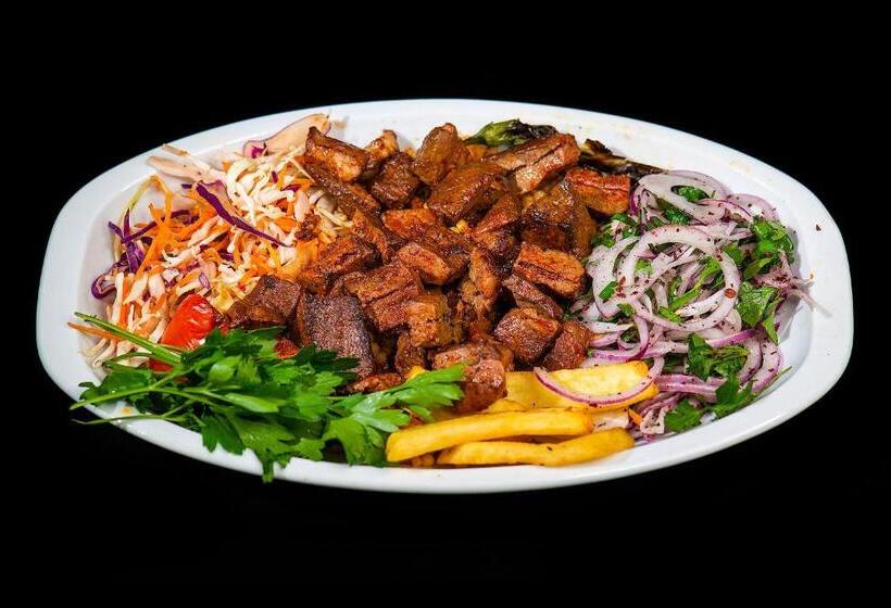 پانسیون Casa On