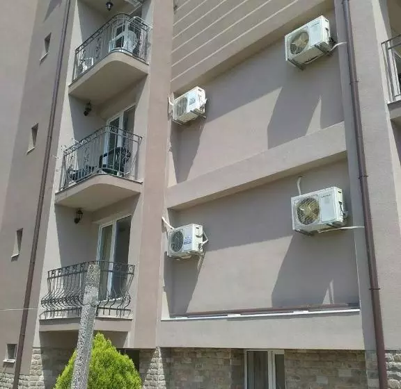 ペンション Fits Guest House
