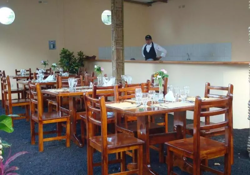 ペンション Gran Hostal Tintorera
