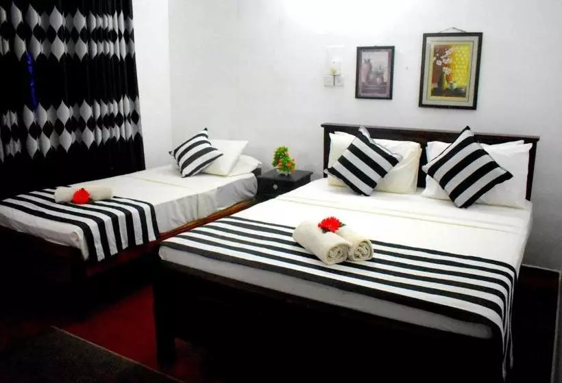 پانسیون Iora Resort Habarana