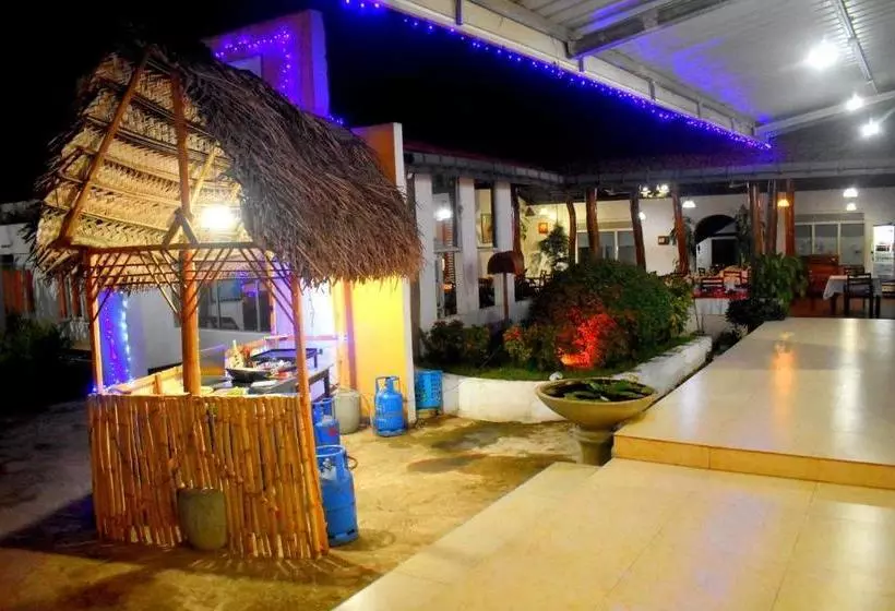 پانسیون Iora Resort Habarana