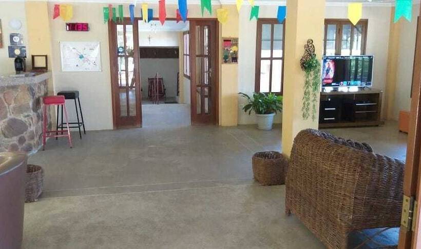 膳宿费 Pousada Calugi