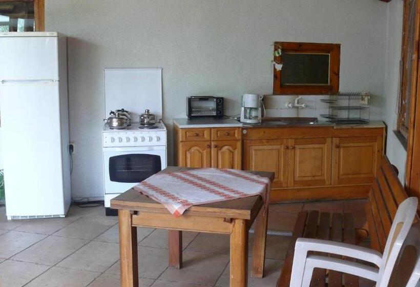 پانسیون Villa Climate Guest House