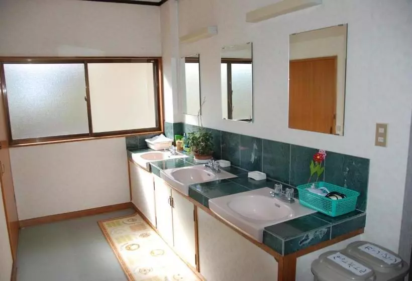 ペンション Guest House Yamanouchi