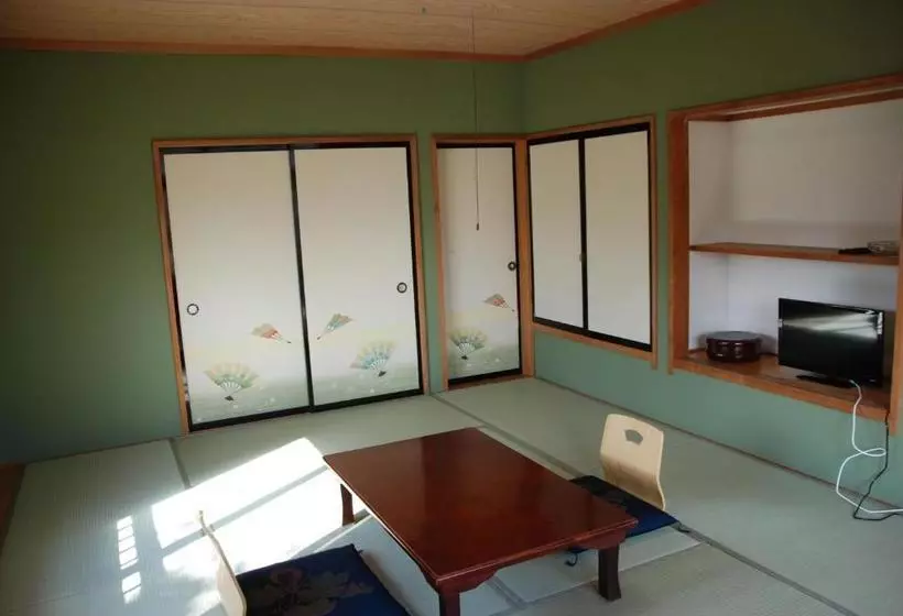 ペンション Guest House Yamanouchi