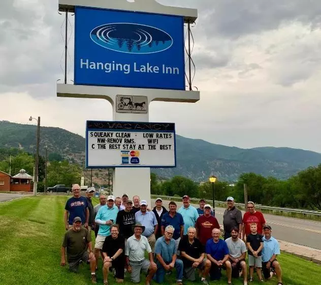 Retkeilymaja Hanging Lake Inn