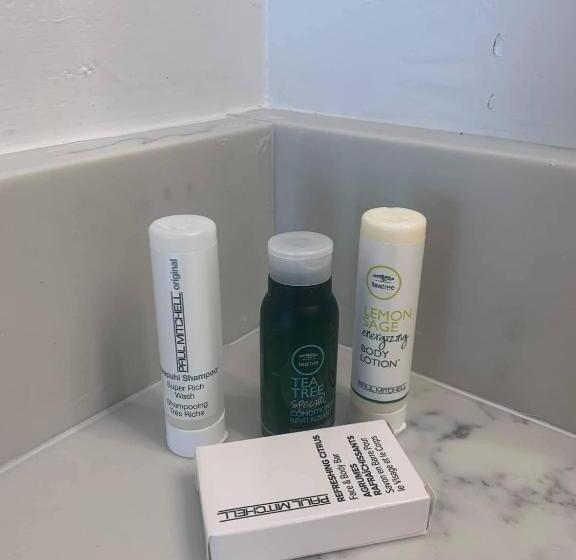 旅馆 Hanging Lake Inn