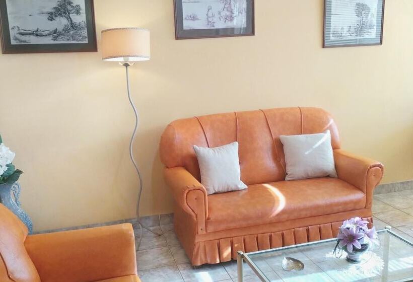 هاستل Hosteria Maryland