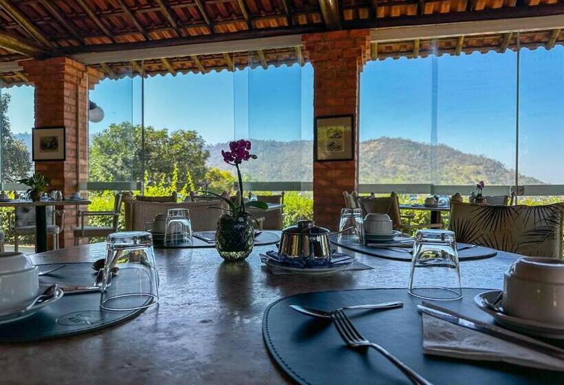 فندق صغير Pousada Vale Do Dinossauro