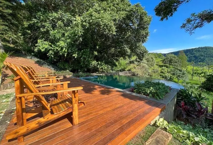 ユースホステル Pousada Vale Do Dinossauro