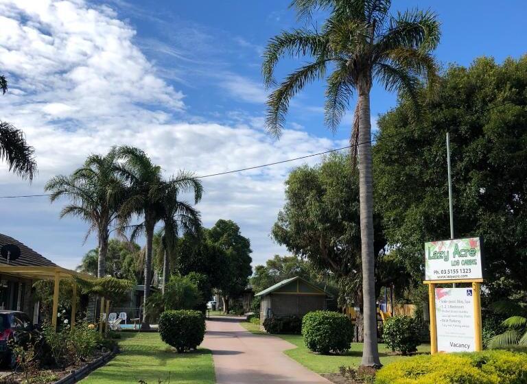 Lazy Acre Log Cabins