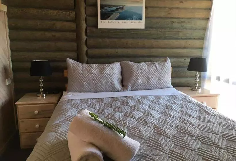 Lazy Acre Log Cabins
