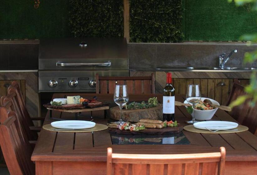 Lazy Acre Log Cabins