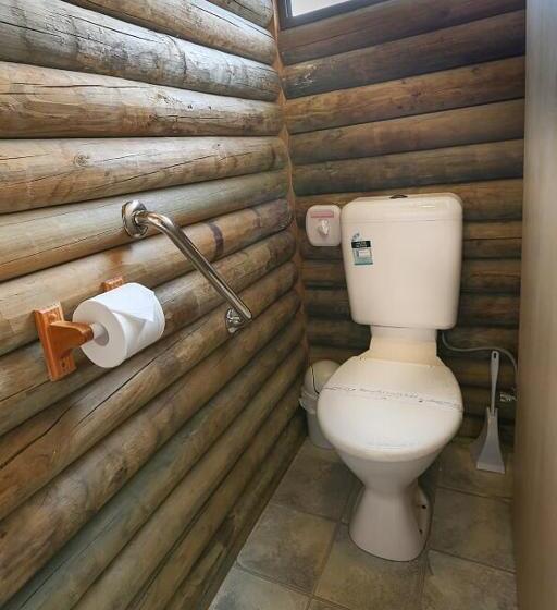 Lazy Acre Log Cabins