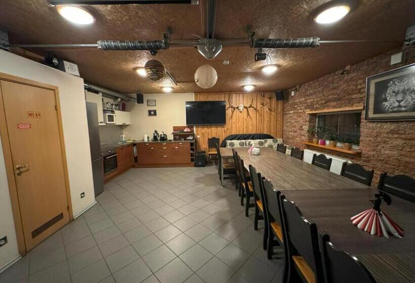 پانسیون Aare Accommodation