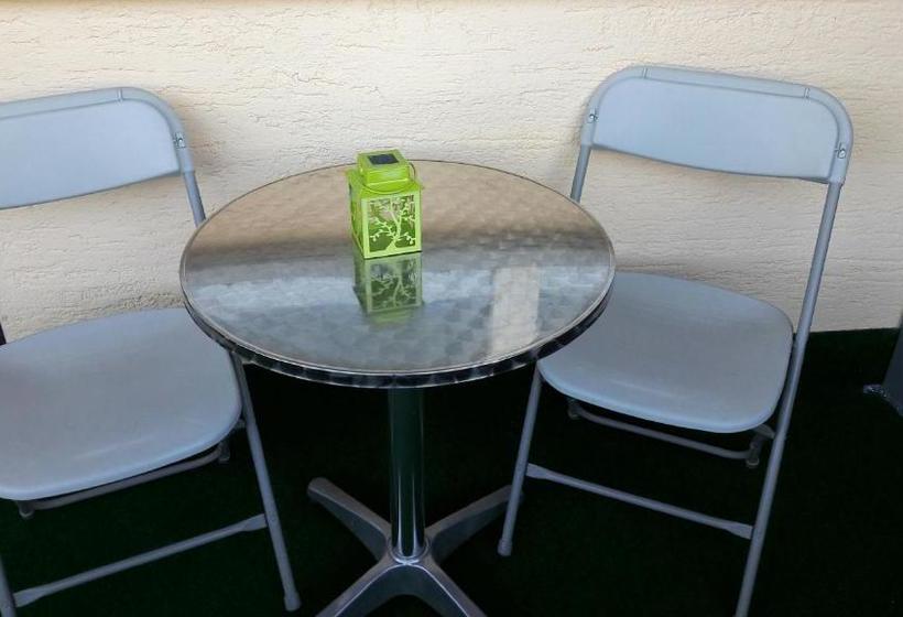 פנסיון Gasthof Hirschen