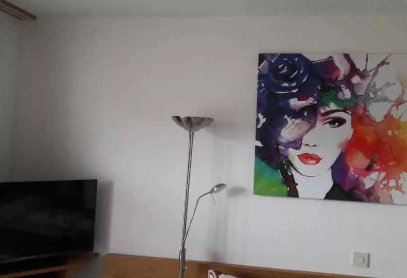 ペンション Gasthof Hirschen