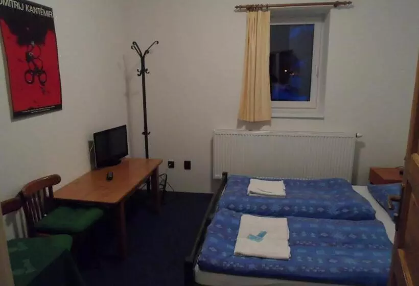 Majatalo Penzion Novopacké Sklepy