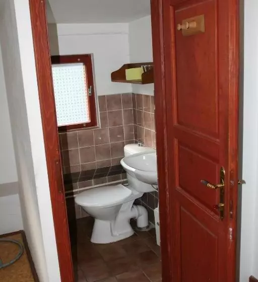 Majatalo Penzion Novopacké Sklepy