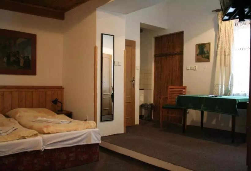 Majatalo Penzion Novopacké Sklepy